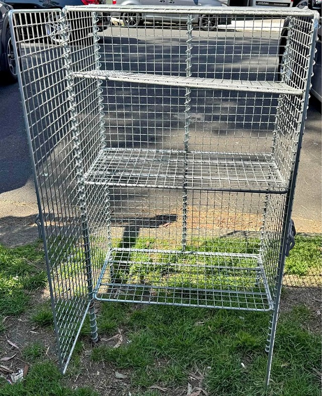 Storage cage